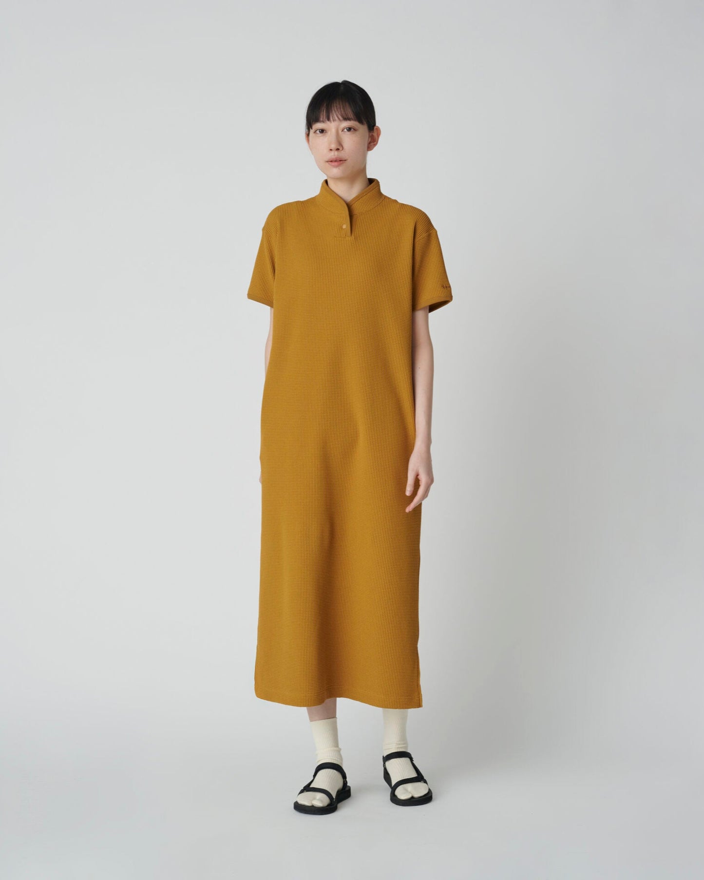 SNOW PEAK DRY WAFFLE DRESS - MUSTARD