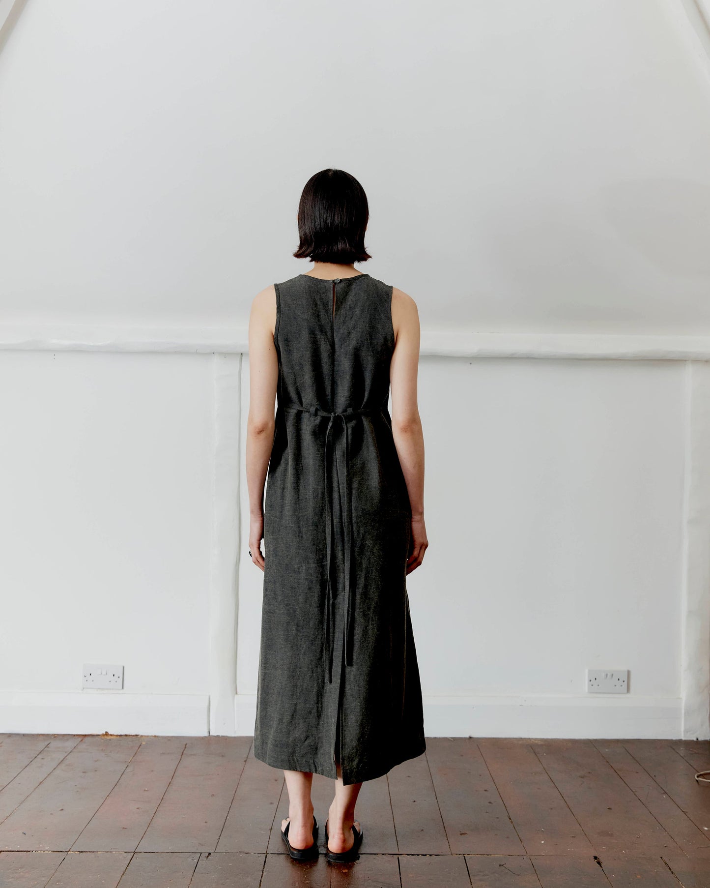 CAWLEY JAPANESE COTTON LINEN DYED BACK ERIKA DRESS - BLACK
