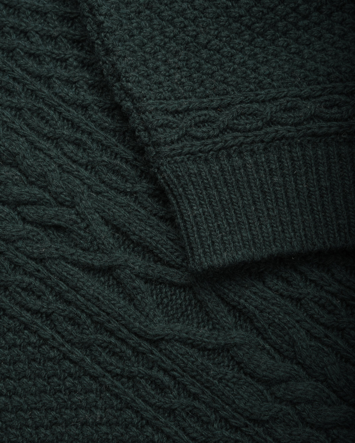 ARMOR LUX LADIES SLEEVELESS CABLE-KNIT JUMPER - DARK SEA