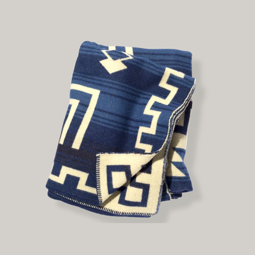BASSHU WOOL BLANKET - JACQUARD BLUE