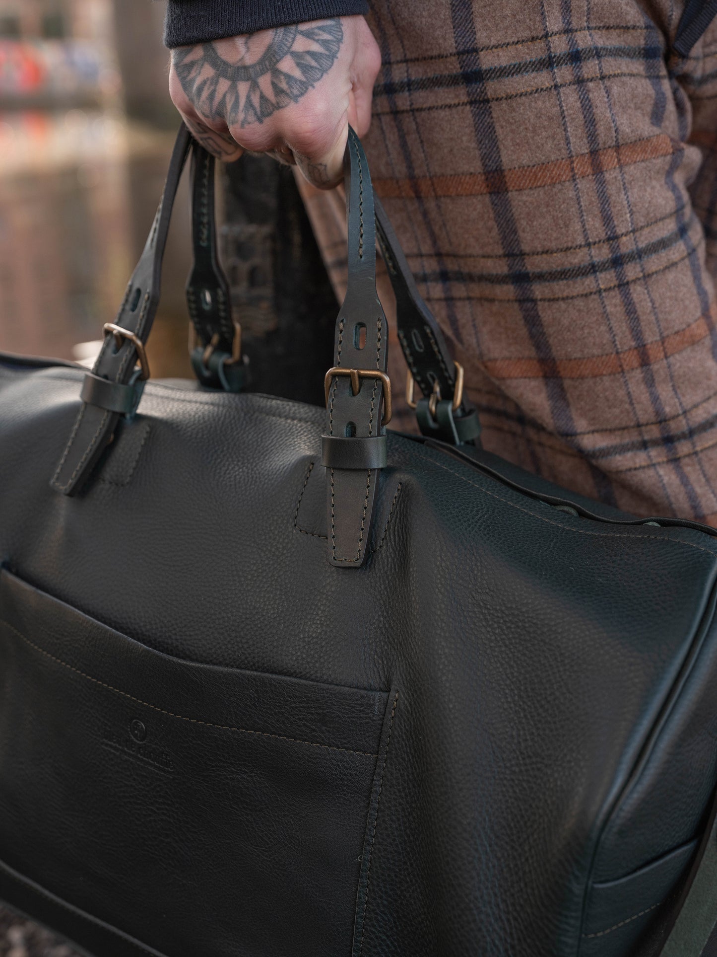 BLEU DE CHAUFFE HOBO TRAVEL BAG - GREEN
