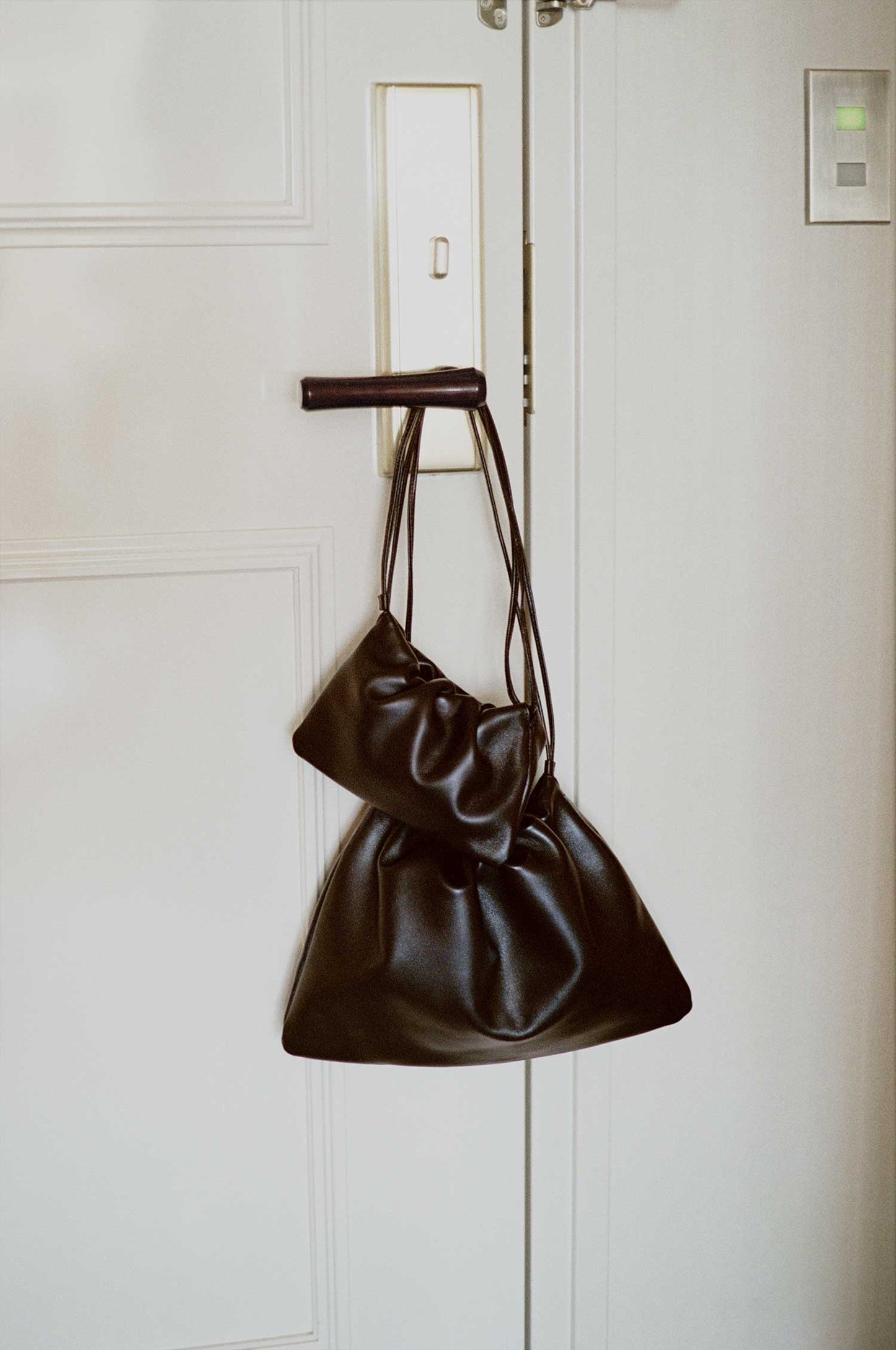 NOTHING WRITTEN NELLA LARGE STRAP BAG - DARK BROWN