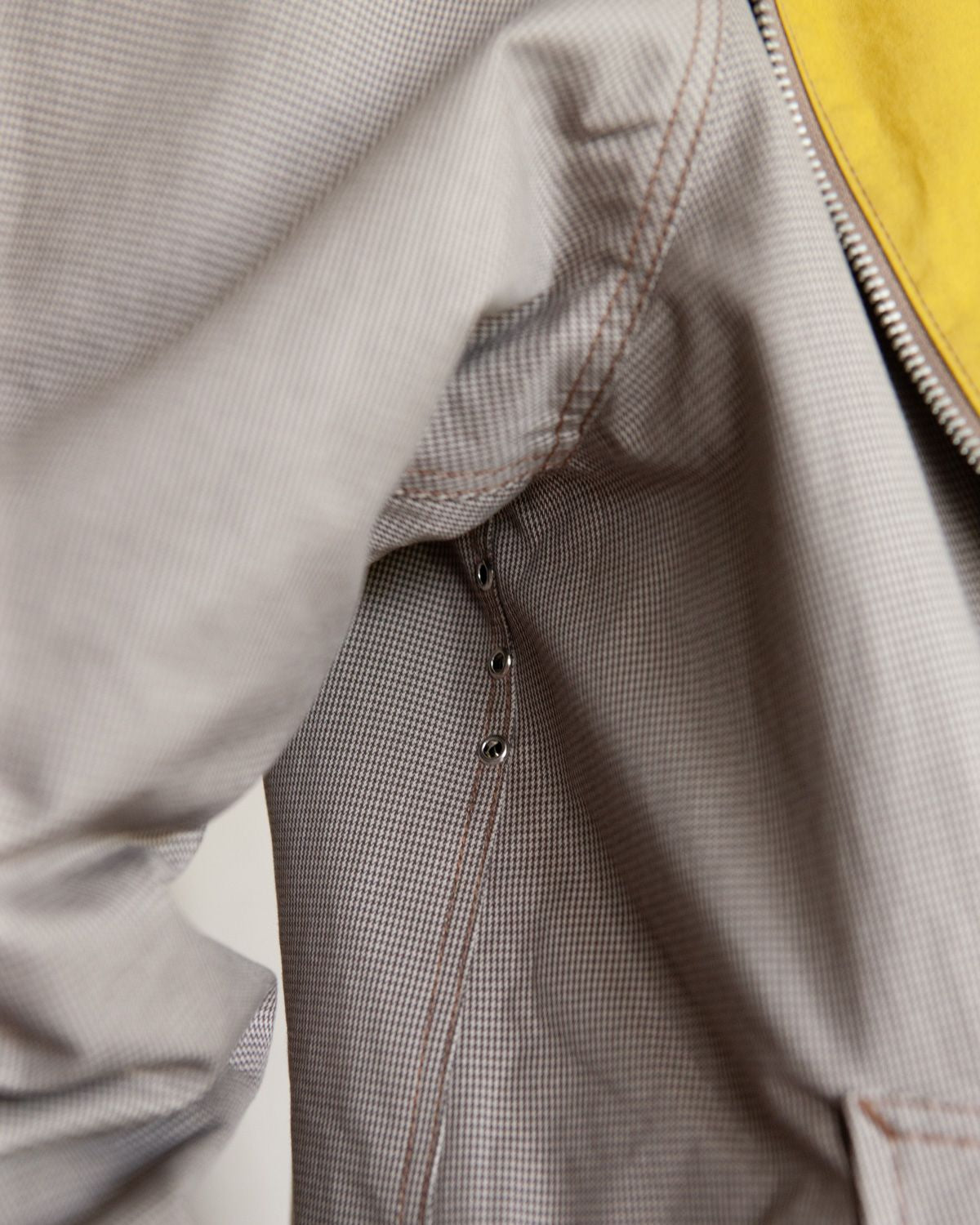 W'MENSWEAR REVERSIBLE CYCLING TRENCH - OLIVINE