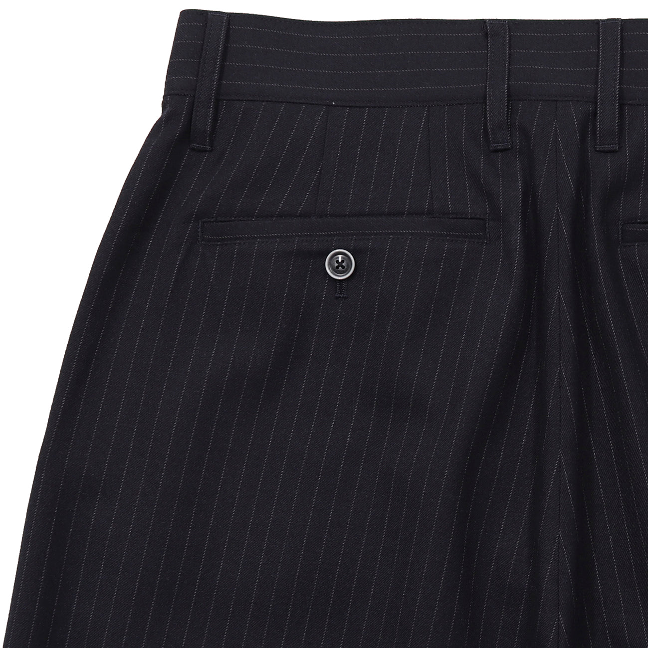 YASHIKI SAYATOMO 1-TUCK WIDE TROUSERS - NAVY PINSTRIPE