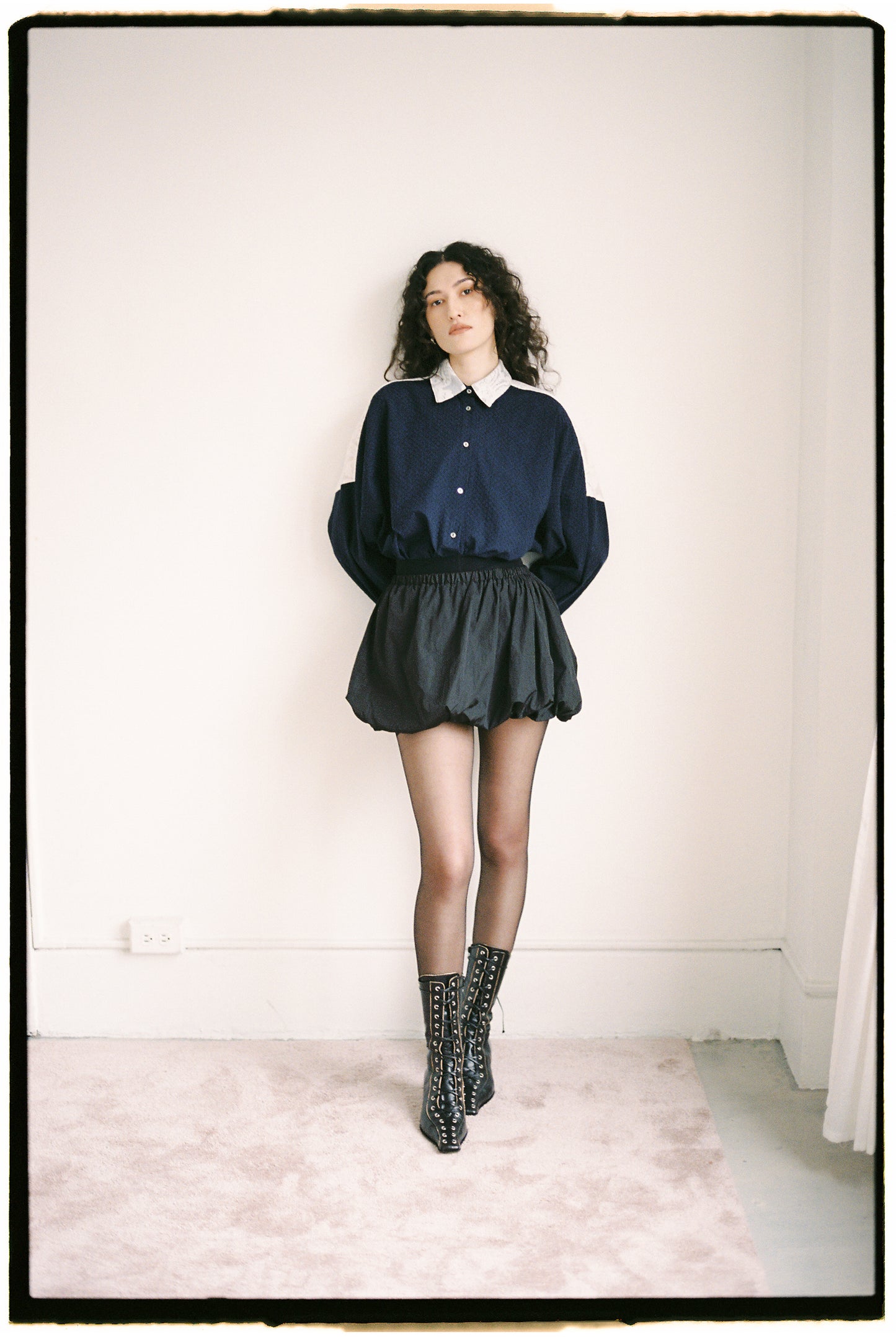 A BRONZE AGE ROBBIE SHIRT - NAVY - TABITHA