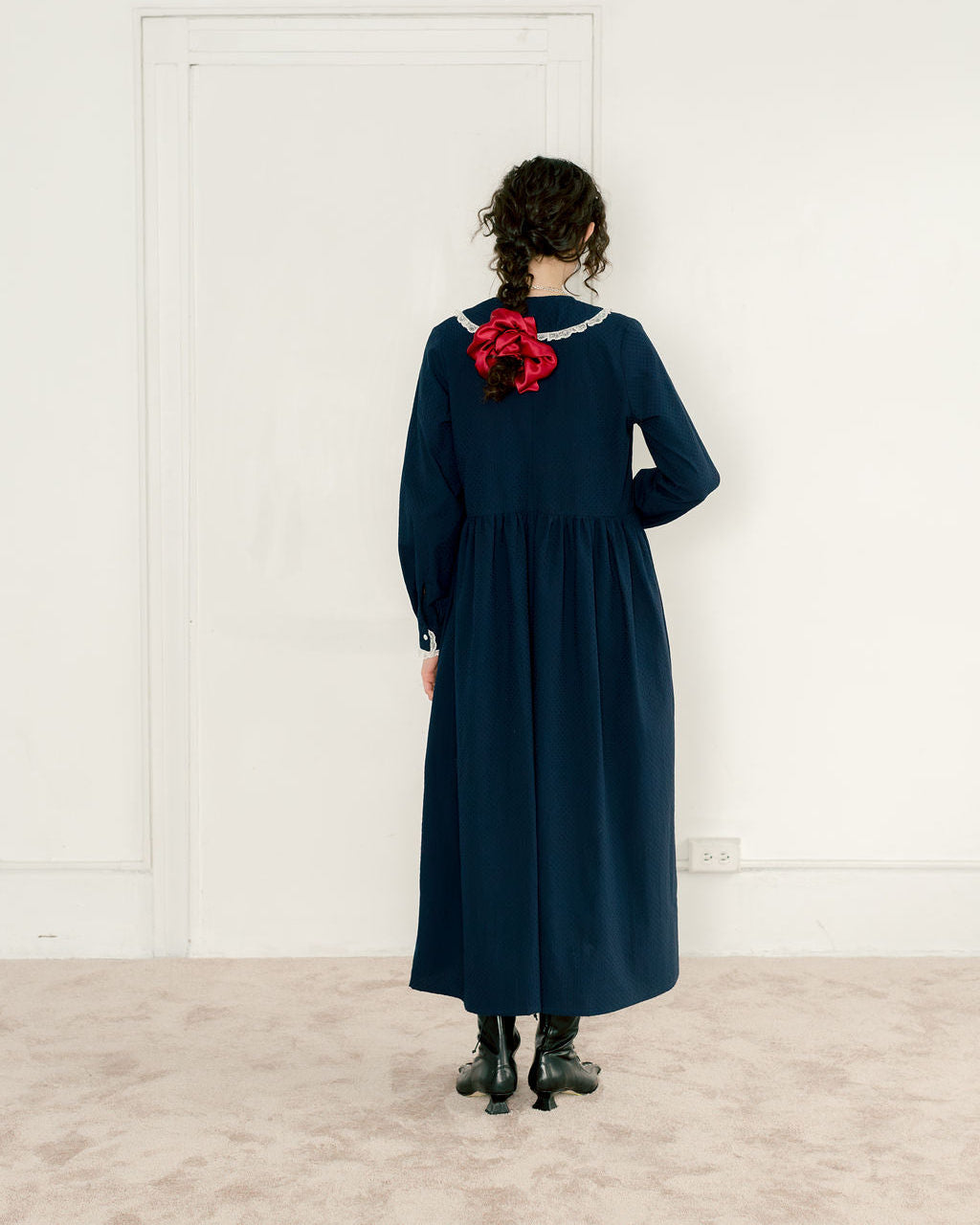 A BRONZE AGE - SILK SCRUNCHIE - POMEGRANATE