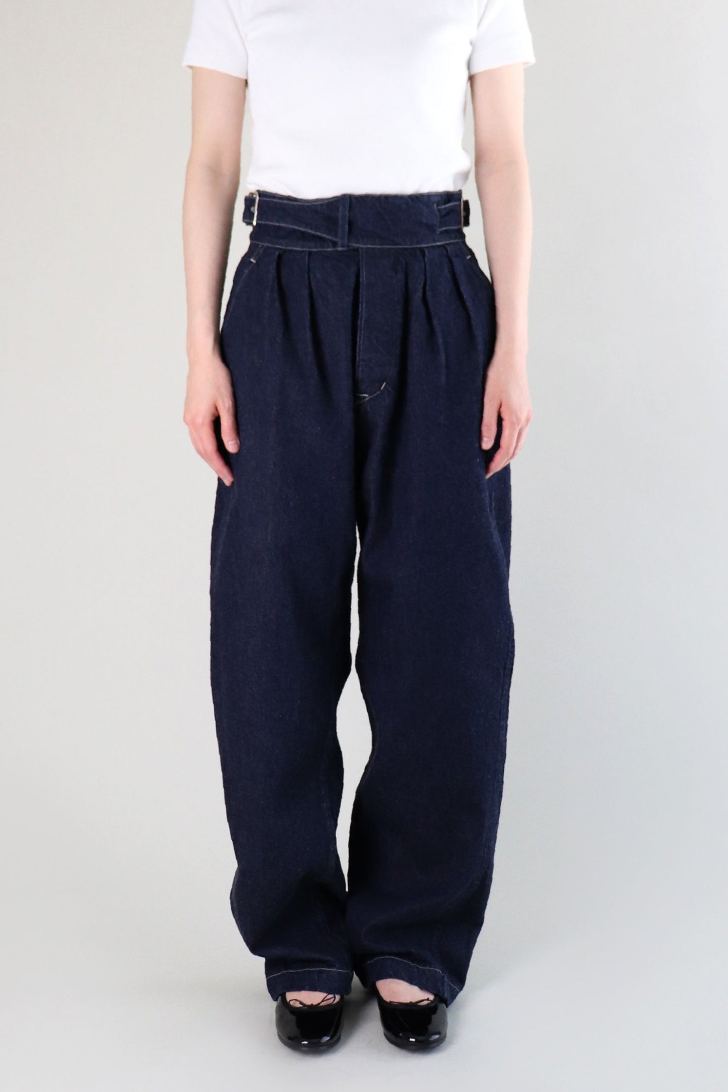 LENO SIDE BELTED GURKHA TROUSERS - INDIGO