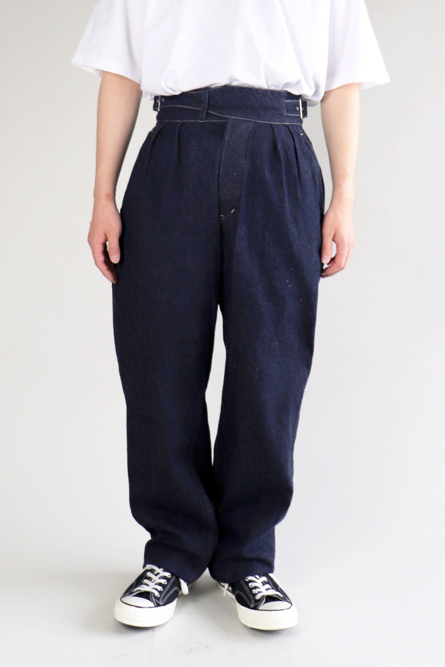 LENO SIDE BELTED GURKHA TROUSERS - INDIGO