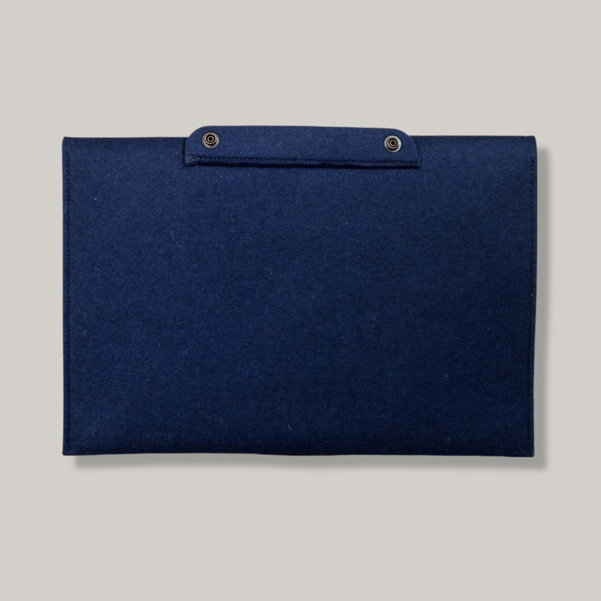 BLEU DE CHAUFFE MISHA LAPTOP SLEEVE - INDIGO FELT