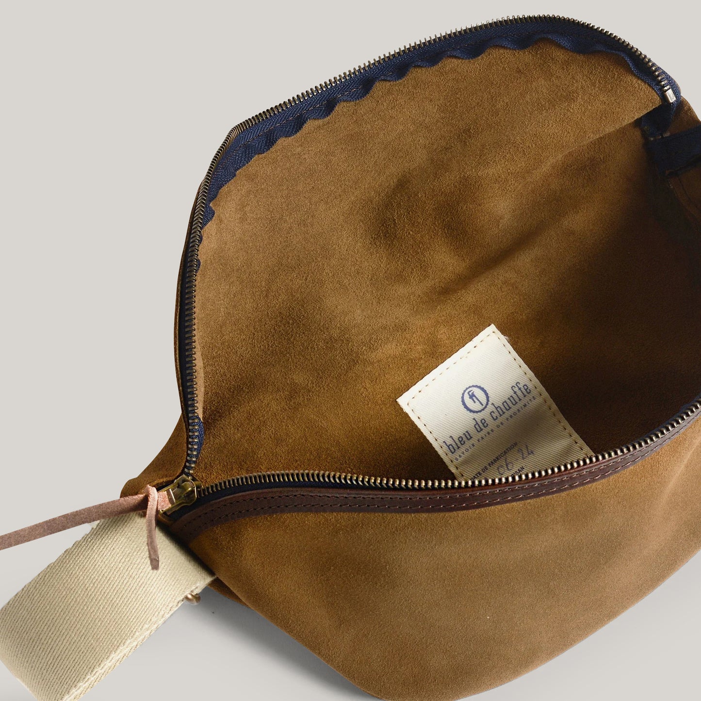 BLEU DE CHAUFFE NEW BEAT BELT BAG - TABAC SUEDE
