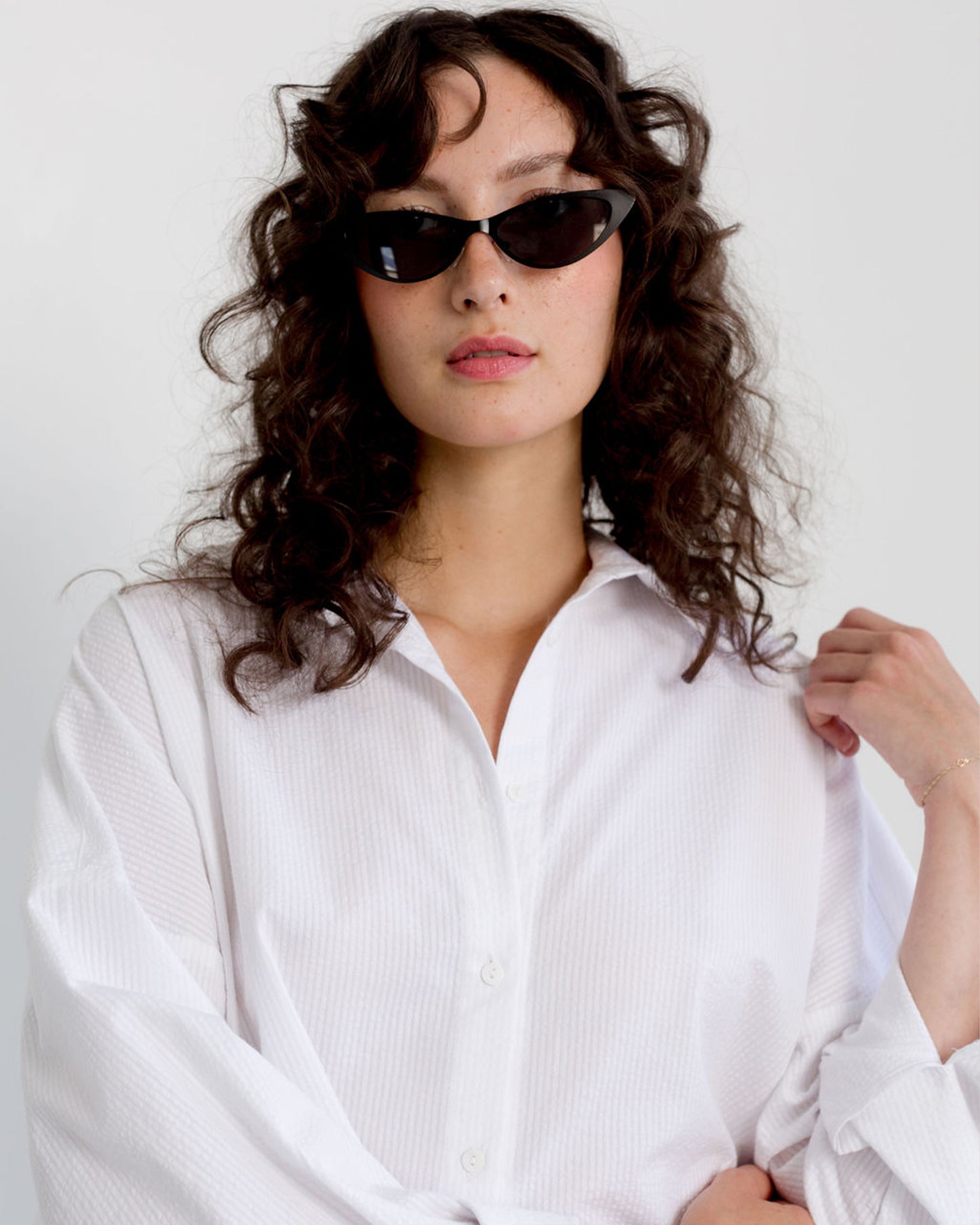 A BRONZE AGE ROBBIE SHIRT - SOLSTICE WHITE