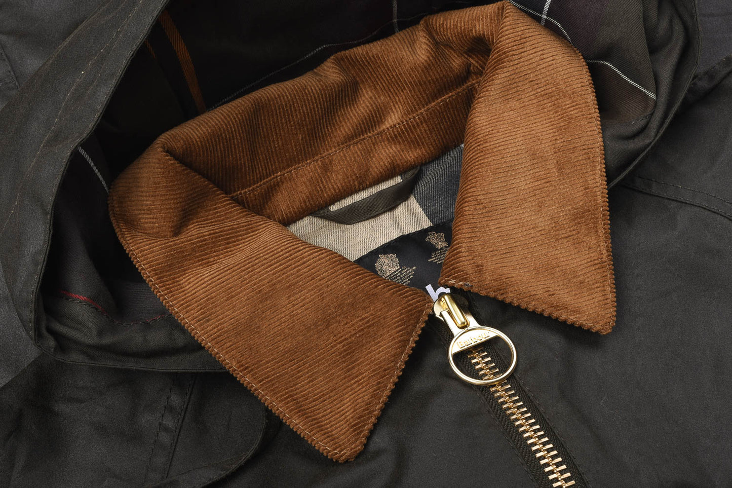BARBOUR HIGHCLERE WAX JACKET - OLIVE