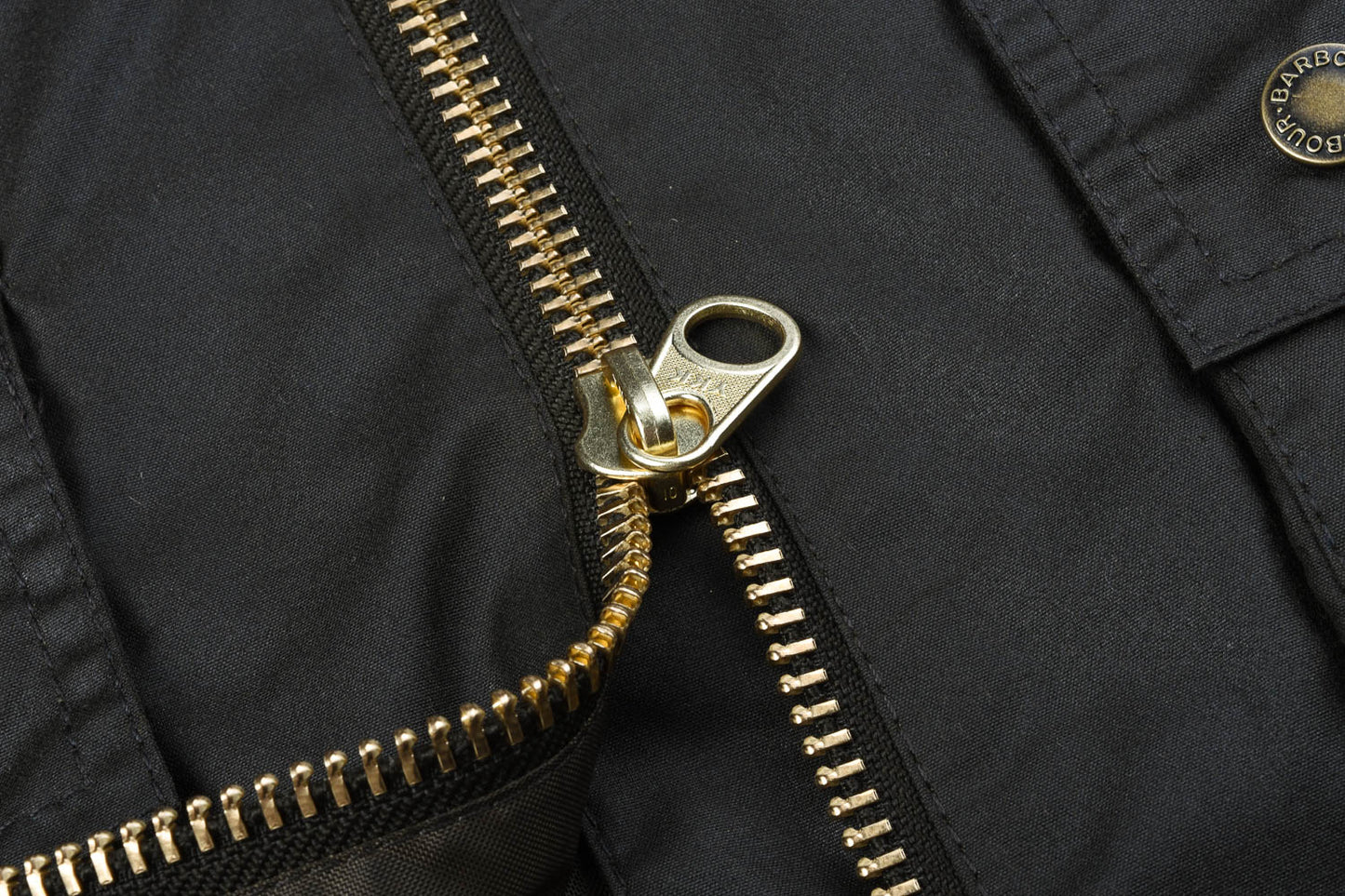 BARBOUR HIGHCLERE WAX JACKET - OLIVE