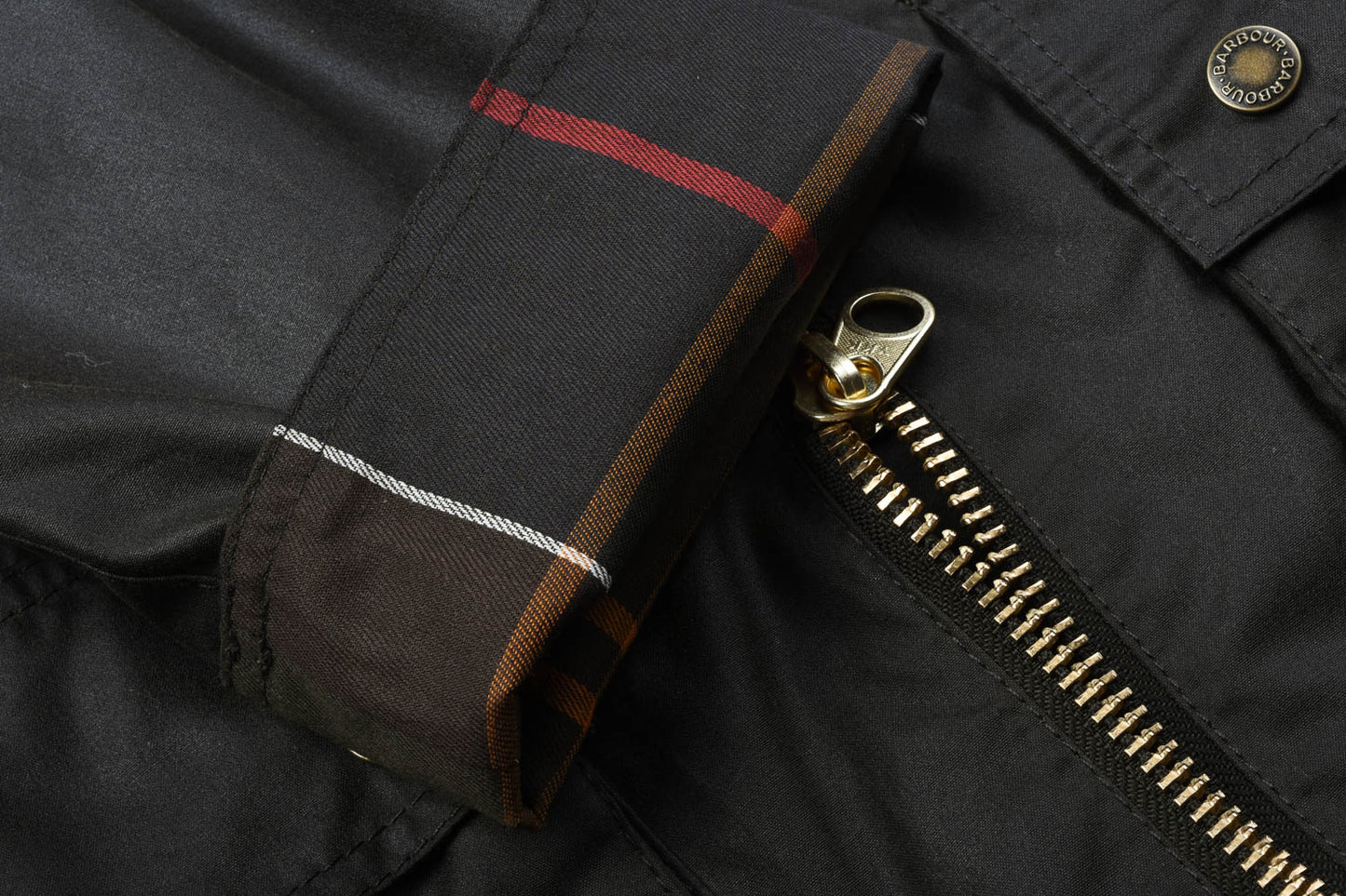 BARBOUR HIGHCLERE WAX JACKET - OLIVE