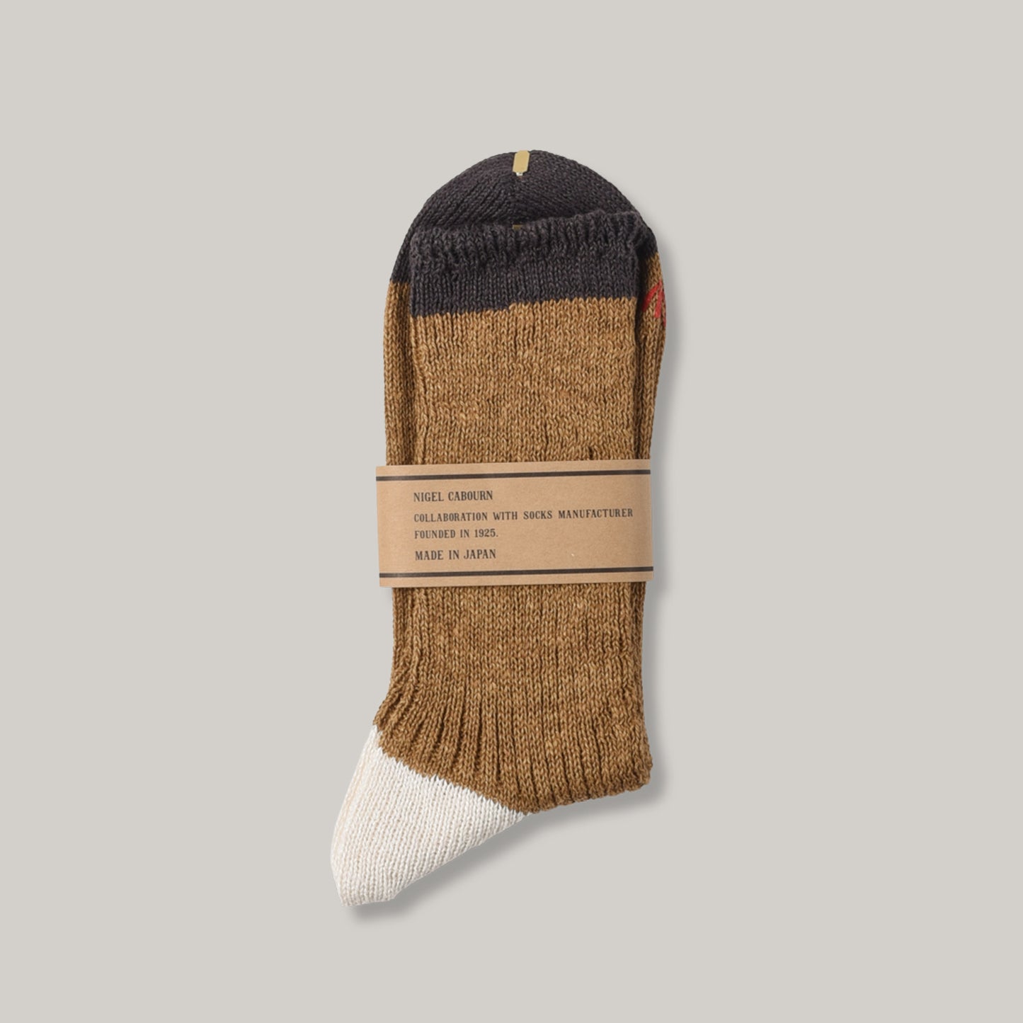NIGEL CABOURN HEMP SOCKS - KHAKI