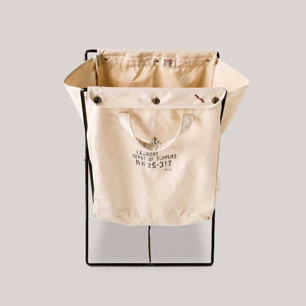 BASSHU LAUNDRY BAG WITH FRAME - WHITE