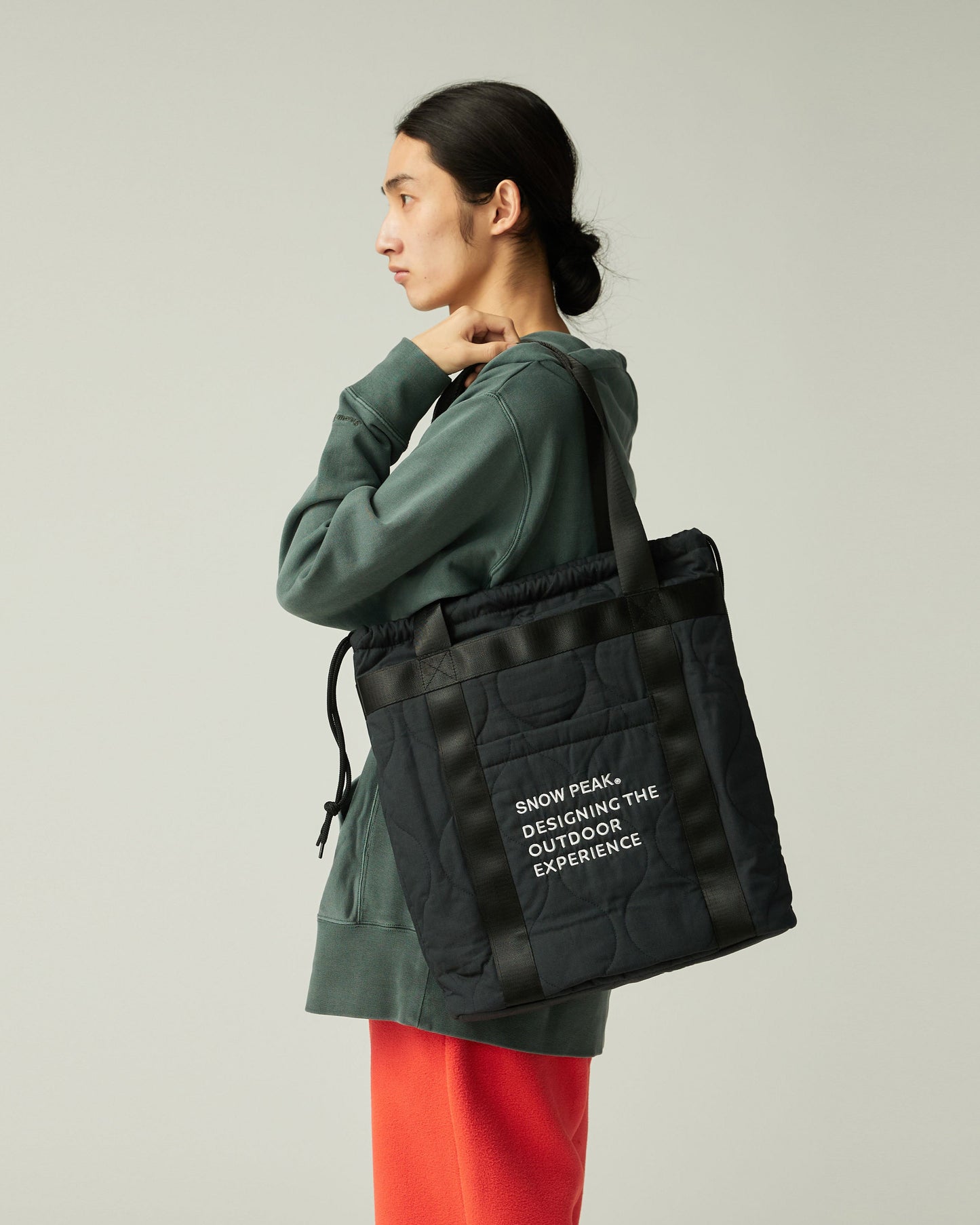 SNOW PEAK QUILTED RIPSTOP TOTE - BLACK