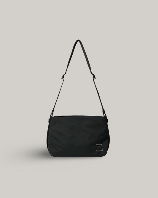 BLANKOF BELLOWS BAG 15 - (M) - BLACK