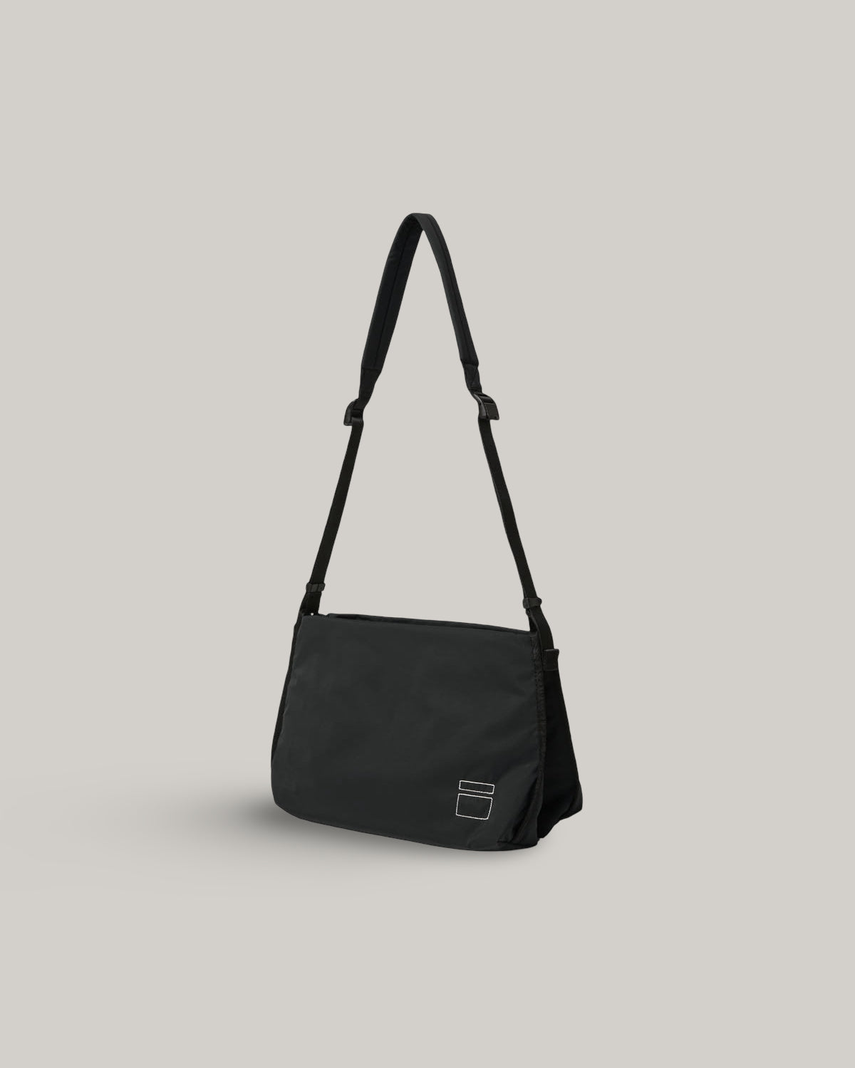 BLANKOF BELLOWS BAG 15 - (M) - BLACK