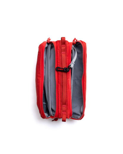 TOPOLOGIE BOTTLE SACOCHE MEDIUM RED TECH SATEEN