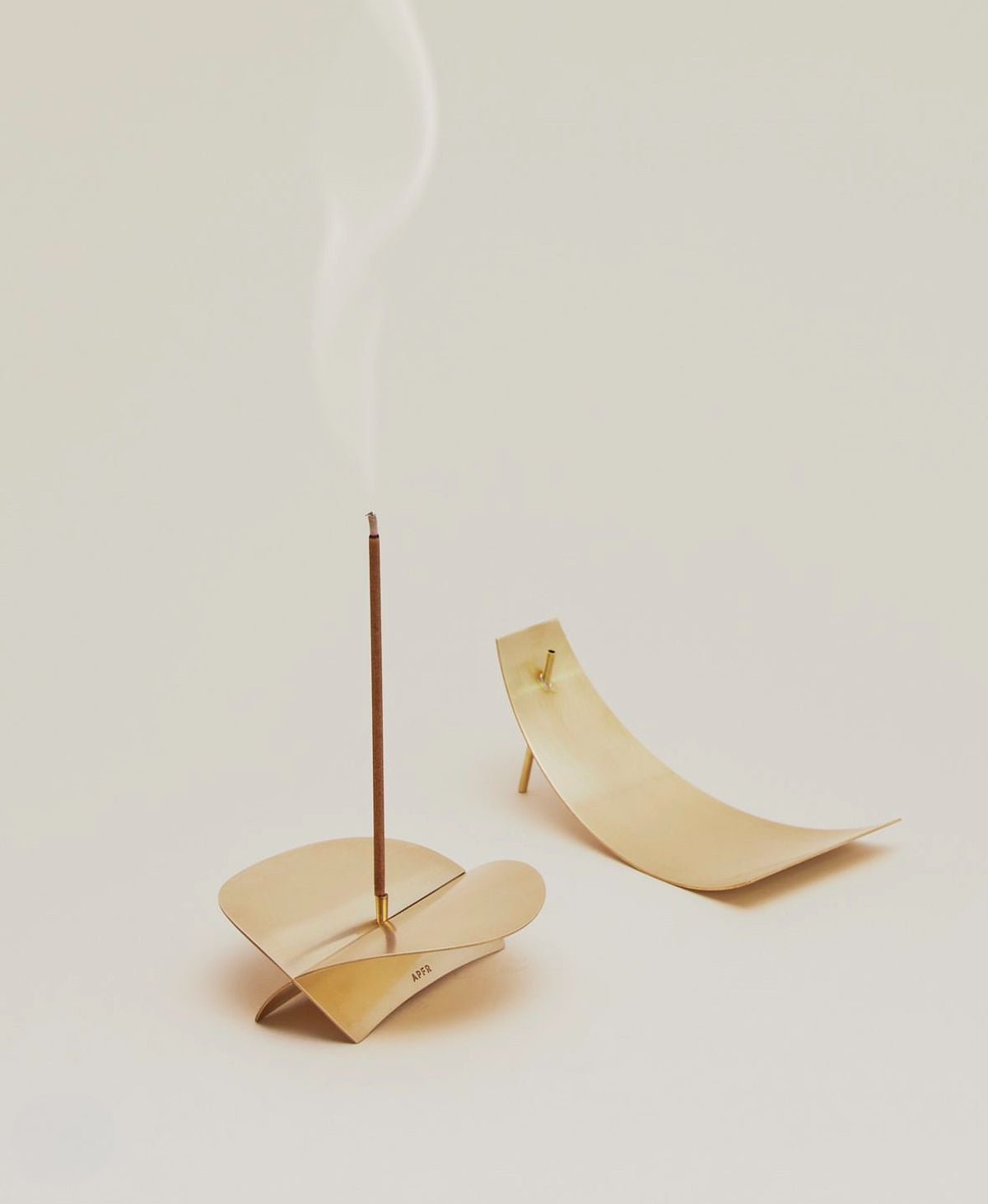 APFR FRAGRANCE BRASS INCENSE HOLDER