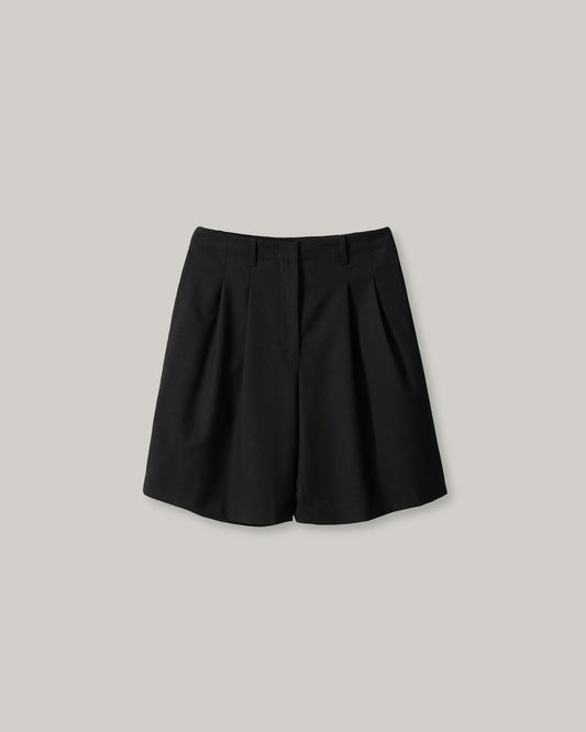 NOTHING WRITTEN SERENE TAILORED SHORTS - BLACK
