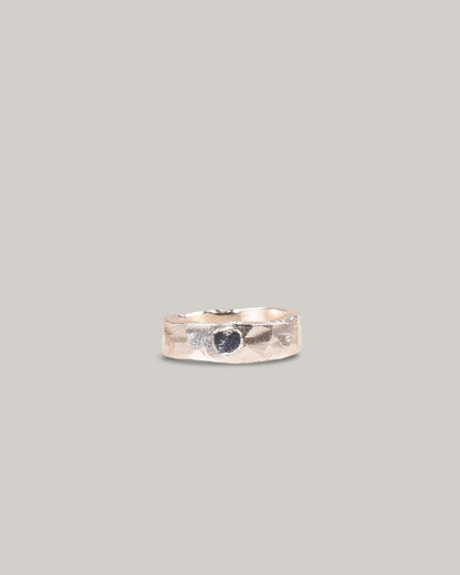 THE OUZE BLUE SAPPHIRE UNA BAND - STERLING SILVER