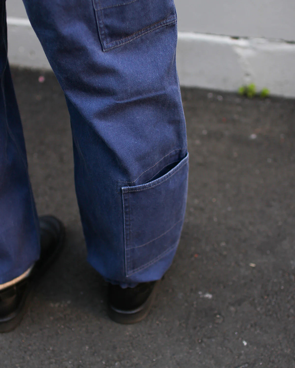 SNOW PEAK SULPHUR DYED FADE PANTS - BLUE