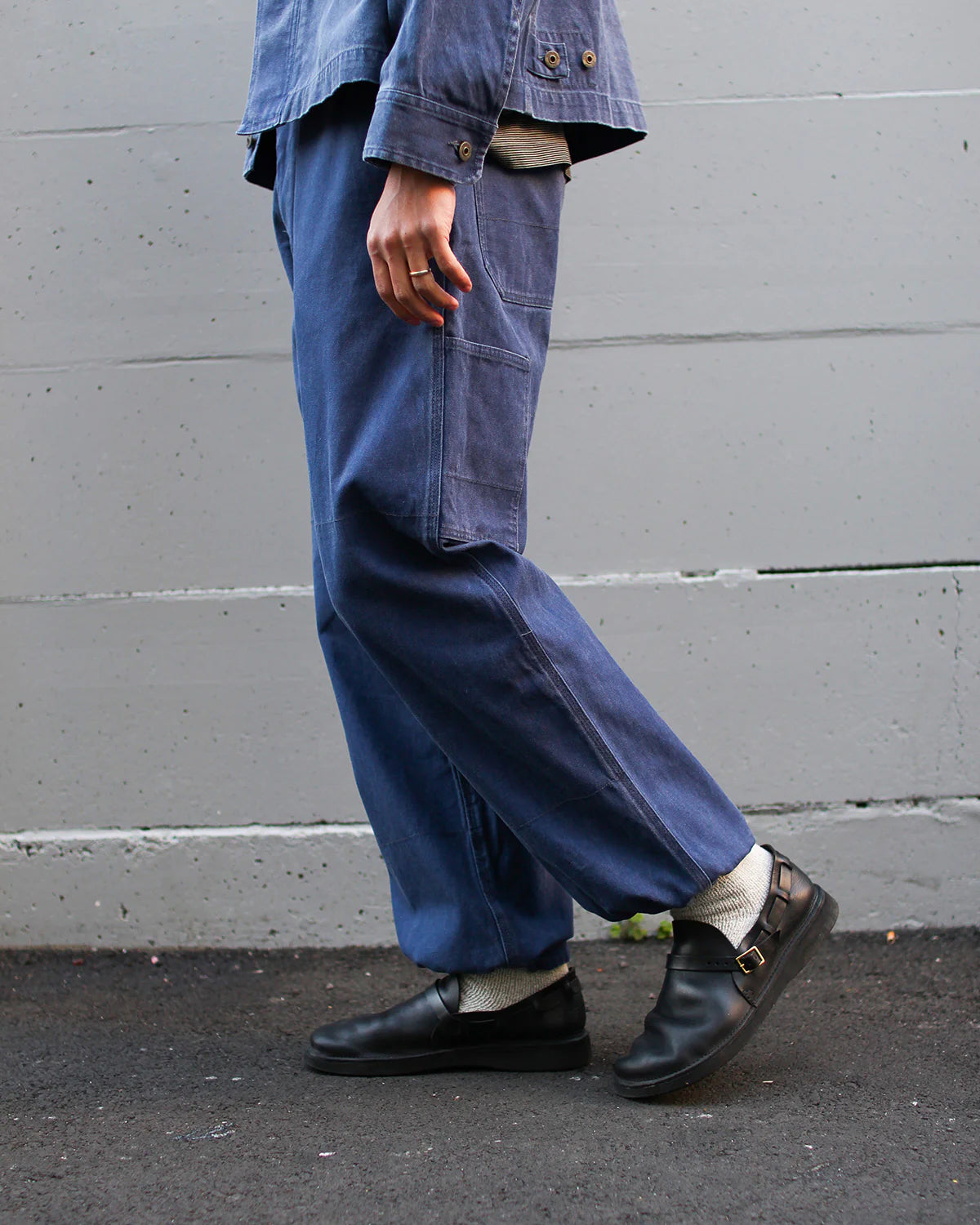 SNOW PEAK SULPHUR DYED FADE PANTS - BLUE