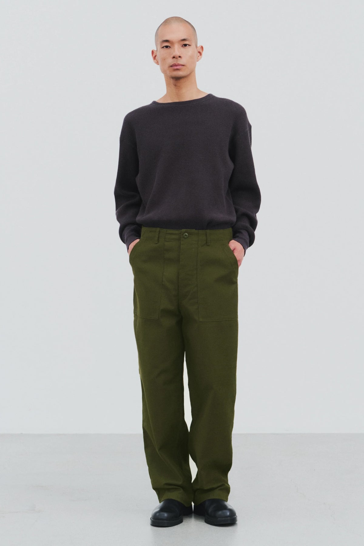 CIOTA COTTON BACK SATEEN BAKER PANTS - DARK OLIVE (ONE WASH)