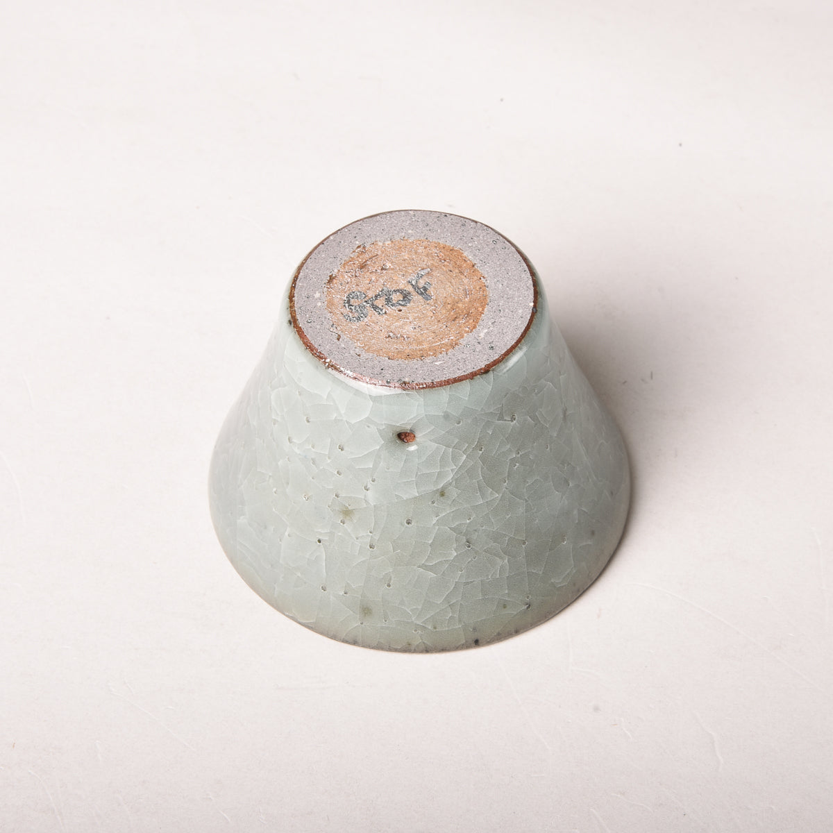 STOF FLARED CUP - CRACKED CELADON