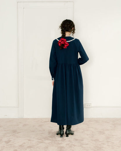 A BRONZE AGE - SILK SCRUNCHIE - POMEGRANATE