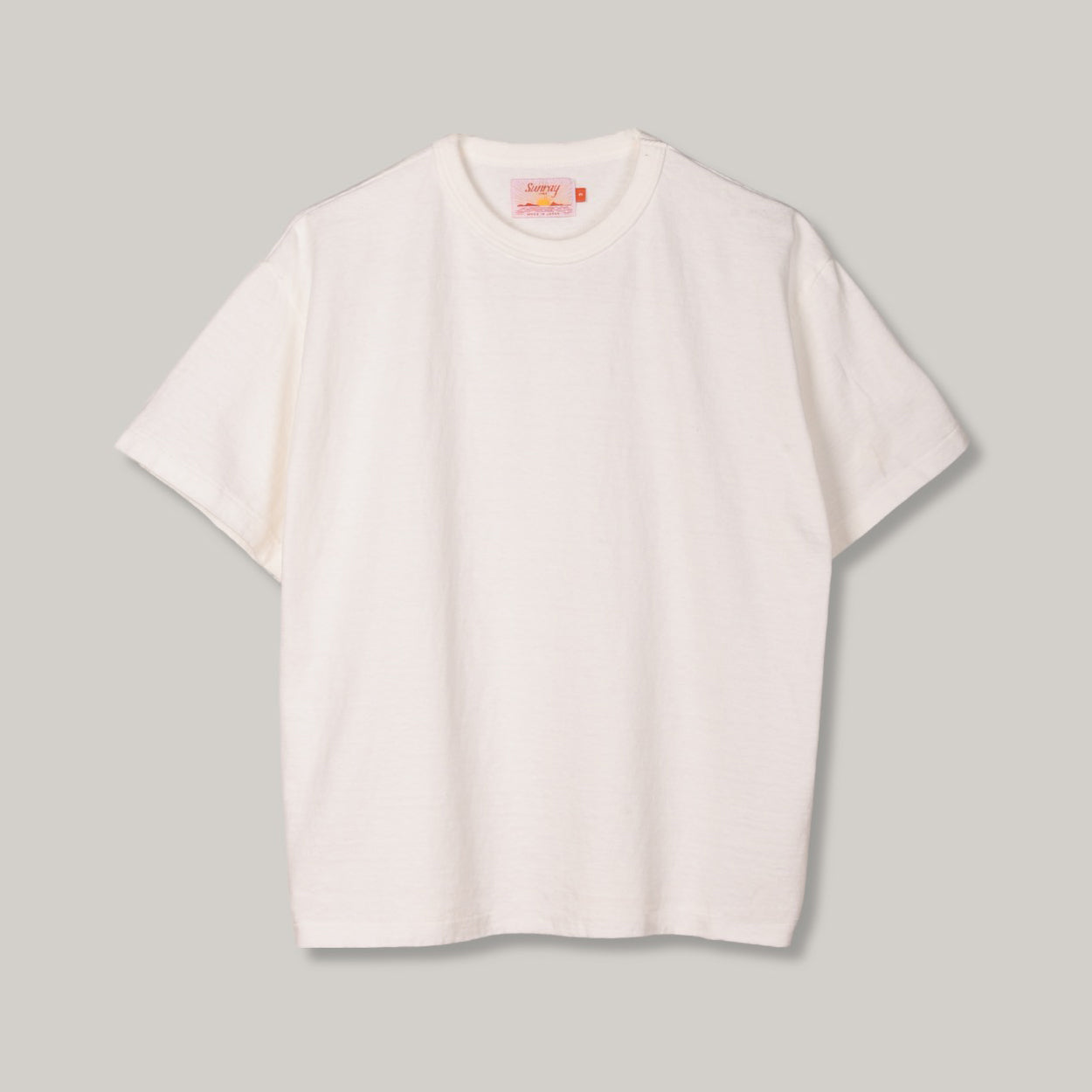 SUNRAY SPIRIT HI'AKA SS TSHIRT - OFF WHITE