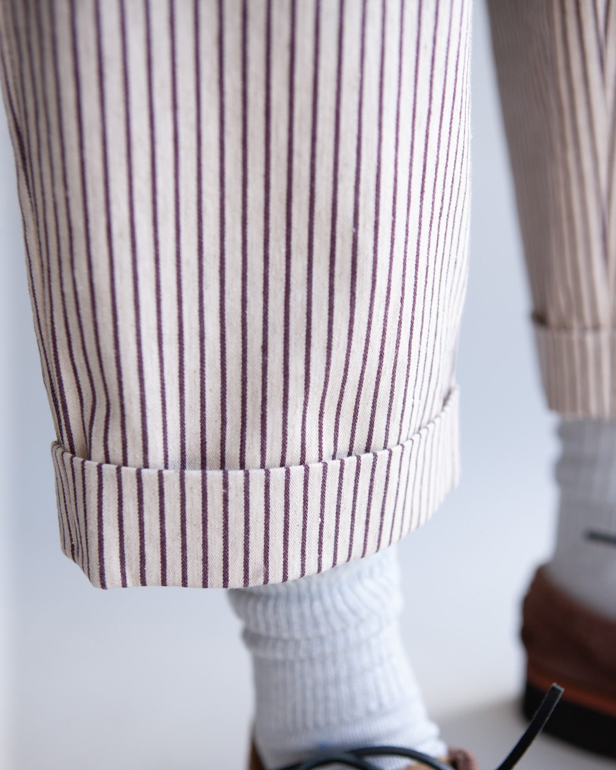 W'MENSWEAR SISTERS TROUSER - BROWN STRIPE