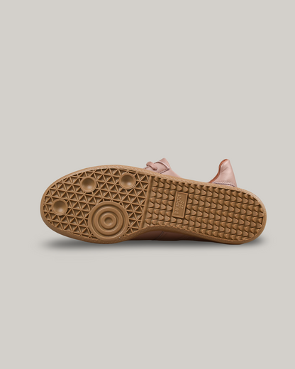 REPRODUCTION OF FOUND - GERMAN MILITARY TRAINER - BROWN ROSE
