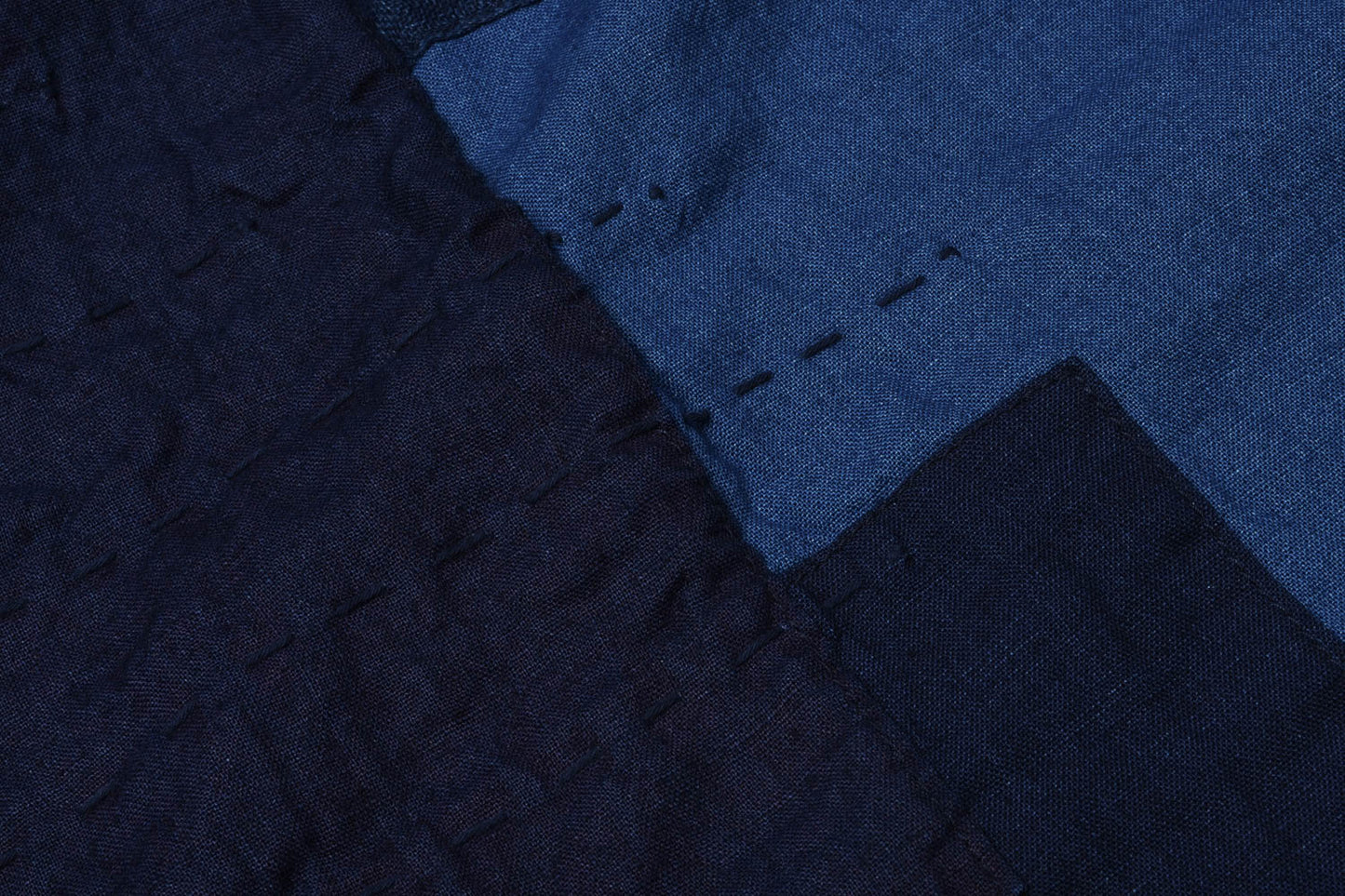 BLUE BLUE JAPAN INDIGO PATCHED BLANKET